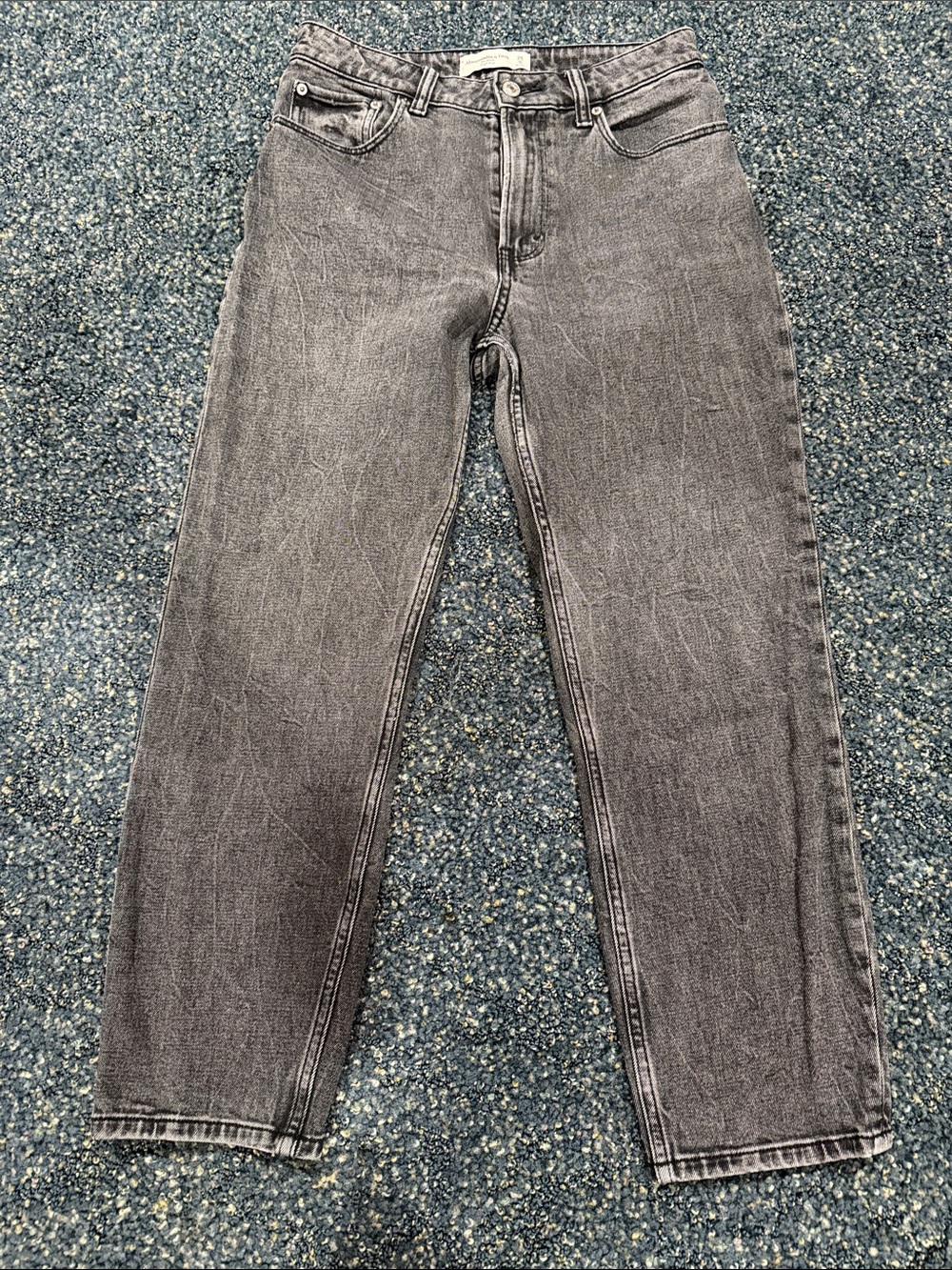 Abercrombie & Fitch The Mom High Rise Curve Love